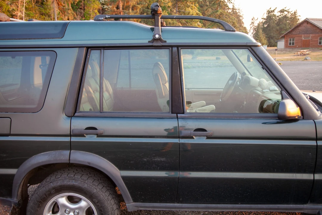 2000 Land Rover Discovery 2nd Gen - Image 23 of 31