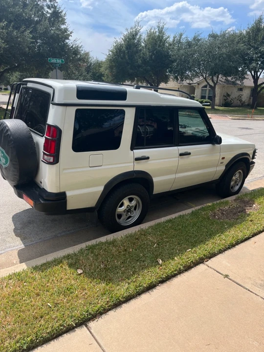 2000 Land Rover Discovery 2nd Gen - Image 4 of 10
