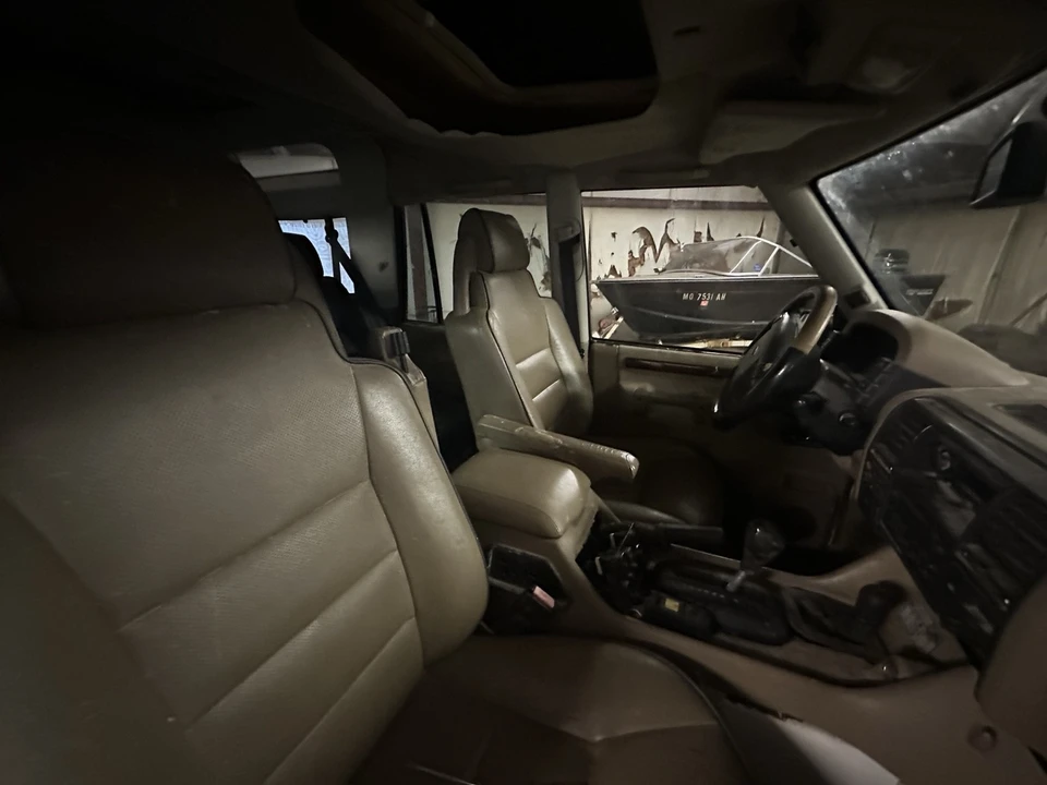 2000 Land Rover Discovery 2nd Gen - Image 7 of 9