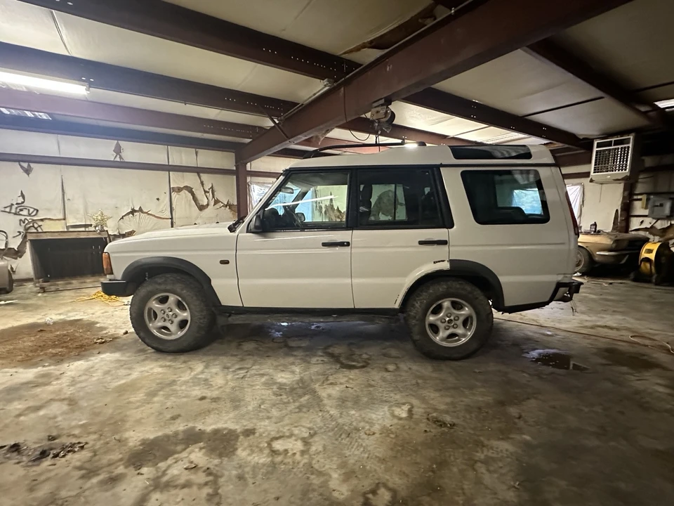2000 Land Rover Discovery 2nd Gen - Image 3 of 9