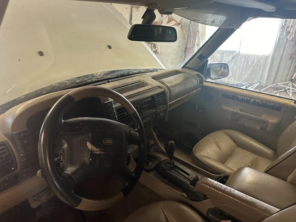 2000 Land Rover Discovery 2nd Gen - Image 6 of 9