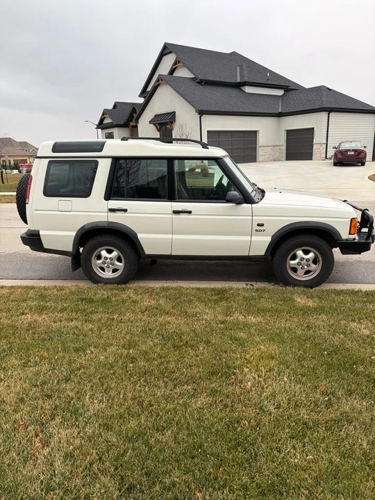 2000 Land Rover Discovery 2nd Gen - Image 5 of 16