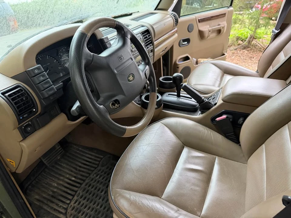 2000 Land Rover Discovery 2nd Gen - Image 5 of 9