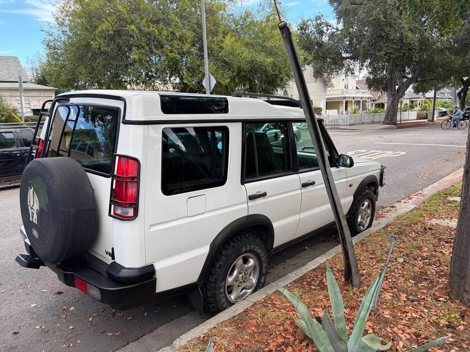 2000 Land Rover Discovery 2nd Gen - Image 3 of 9