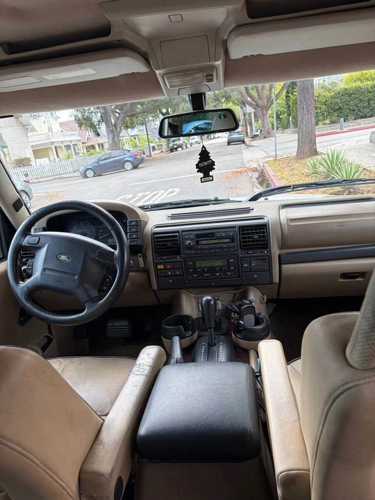 2000 Land Rover Discovery 2nd Gen - Image 6 of 9