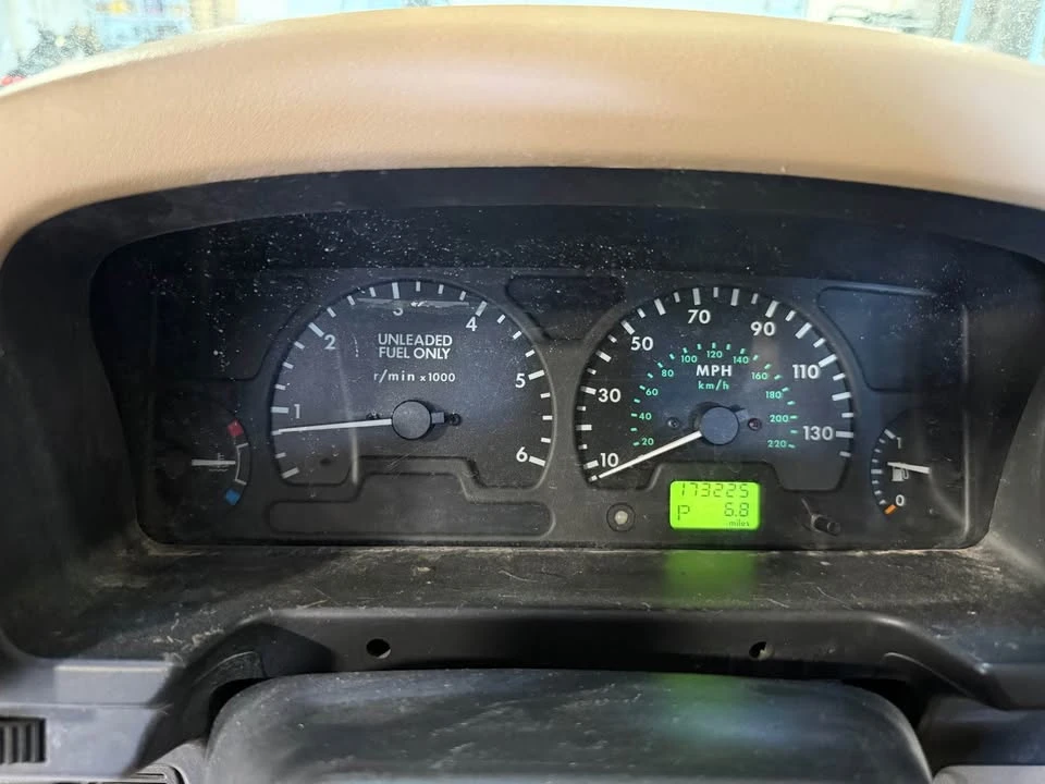 2000 Land Rover Discovery 2nd Gen - Image 8 of 8