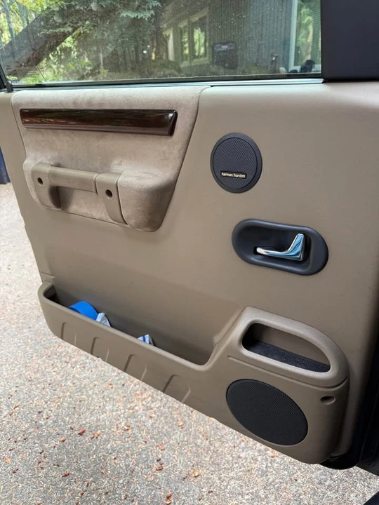 2000 Land Rover Discovery 2nd Gen - Image 9 of 9