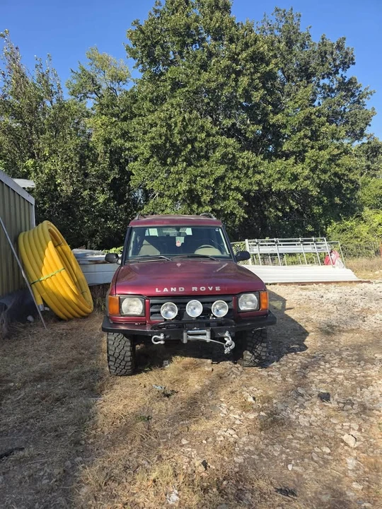 2000 Land Rover Discovery 2nd Gen - Image 9 of 12