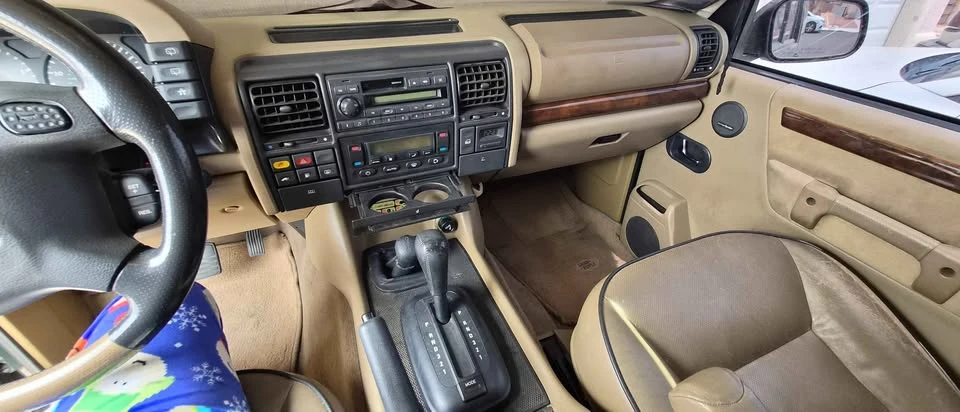2000 Land Rover Discovery 2nd Gen - Image 10 of 20