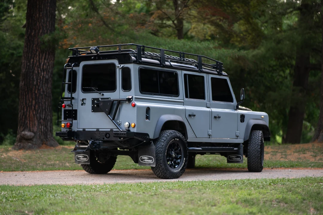 2000 Land Rover Defender 110 - Image 27 of 31
