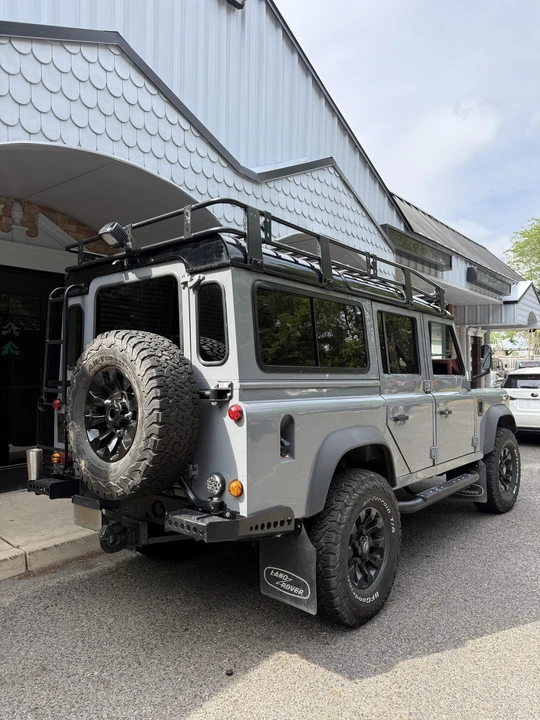 2000 Land Rover Defender 110 - Image 28 of 31