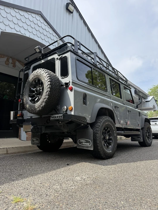 2000 Land Rover Defender 110 - Image 29 of 31