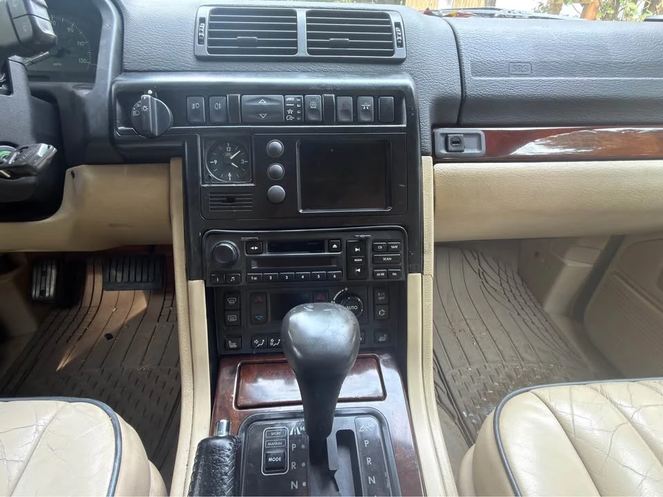 2000 Land Rover Range Rover P38A - Image 16 of 17