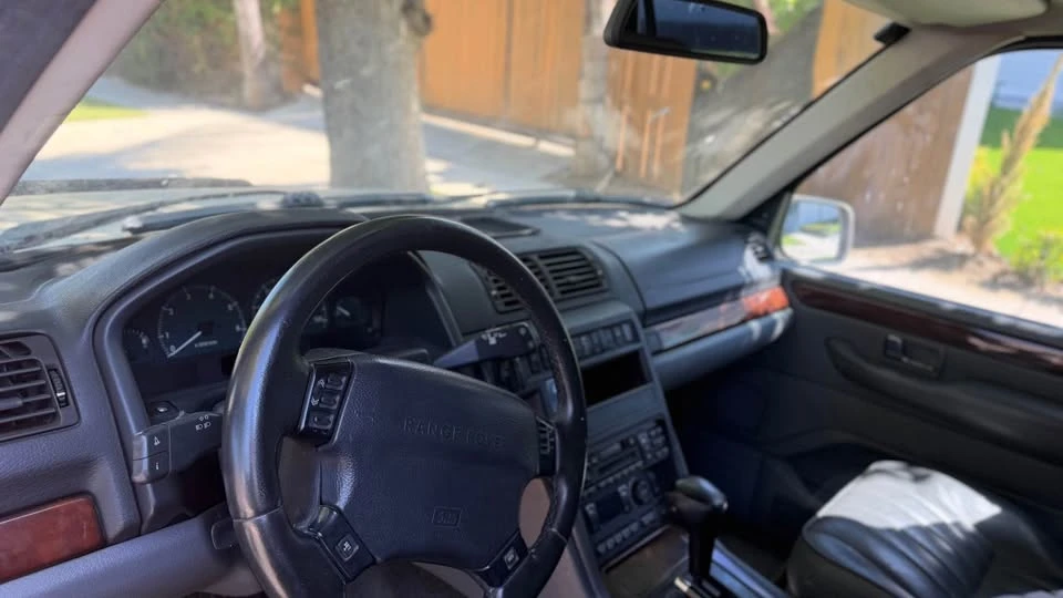 2000 Land Rover Range Rover P38A - Image 9 of 15