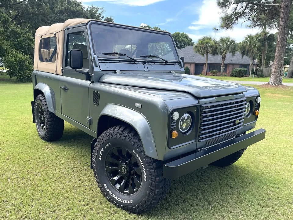 2000 Land Rover Defender - Image 3 of 20