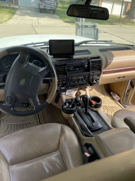 2000 Land Rover Discovery 2nd Gen - Image 3 of 5