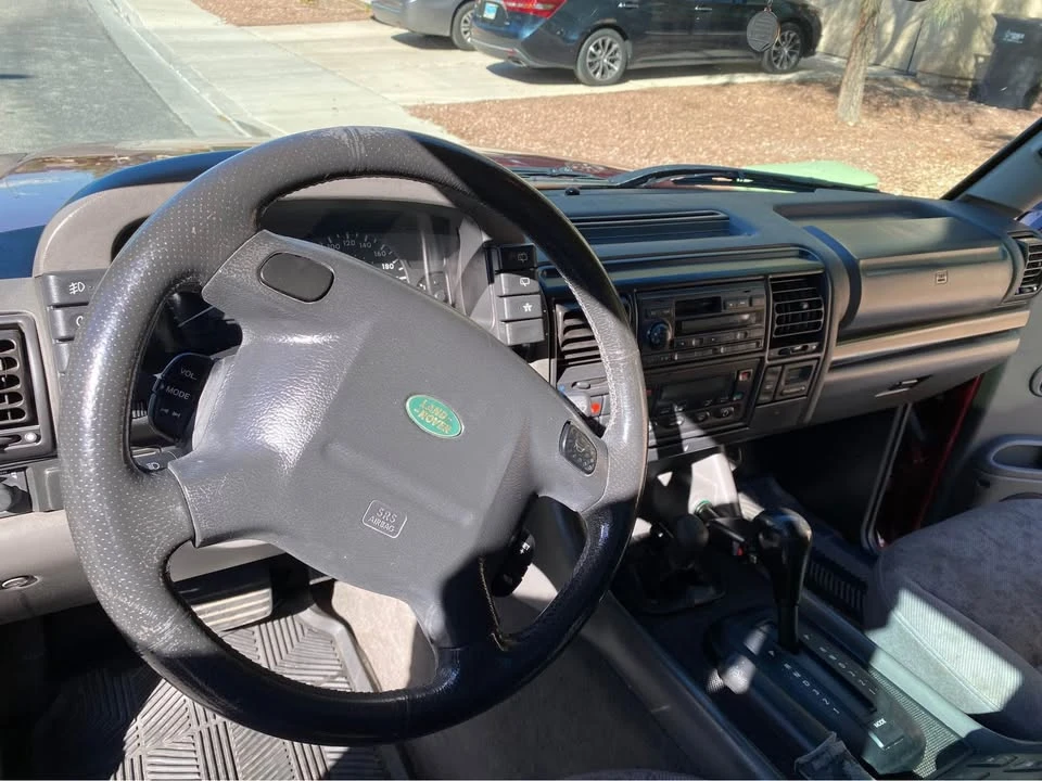 2000 Land Rover Discovery 2nd Gen - Image 4 of 9
