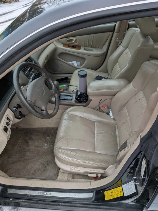 2000 Lexus ES 2nd Gen - Image 5 of 5