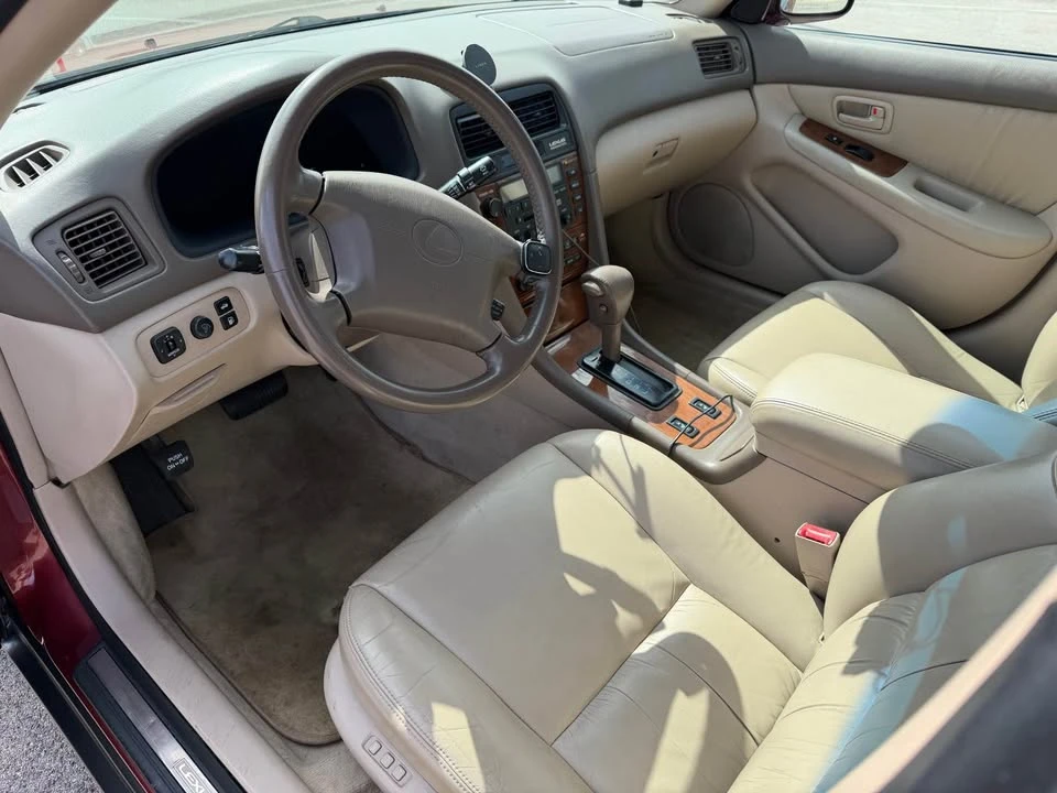 2000 Lexus ES 3rd Gen - Image 4 of 10