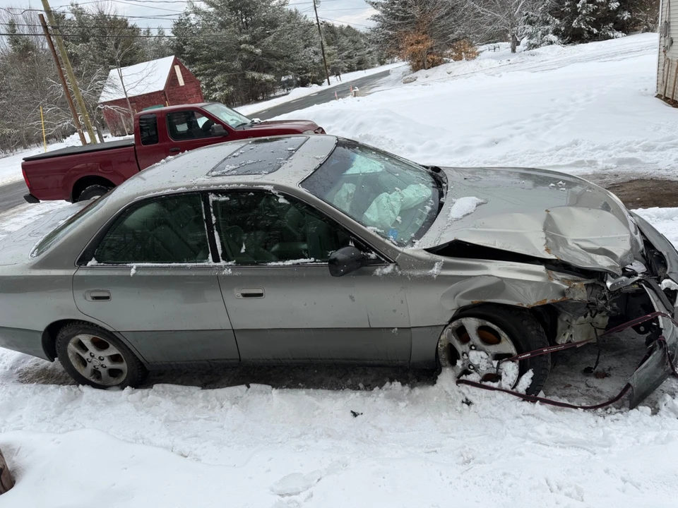 2000 Lexus ES 3rd Gen - Image 7 of 7