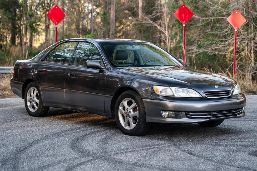 2000 Lexus ES 3rd Gen - Image 30 of 31