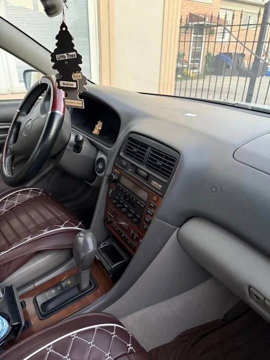 2000 Lexus ES 3rd Gen - Image 5 of 5