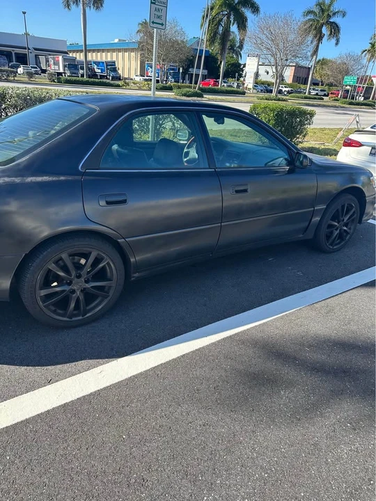 2000 Lexus ES 2nd Gen - Image 7 of 8