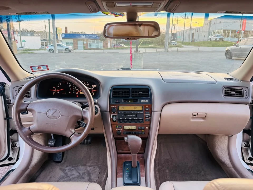 2000 Lexus ES 3rd Gen - Image 12 of 12