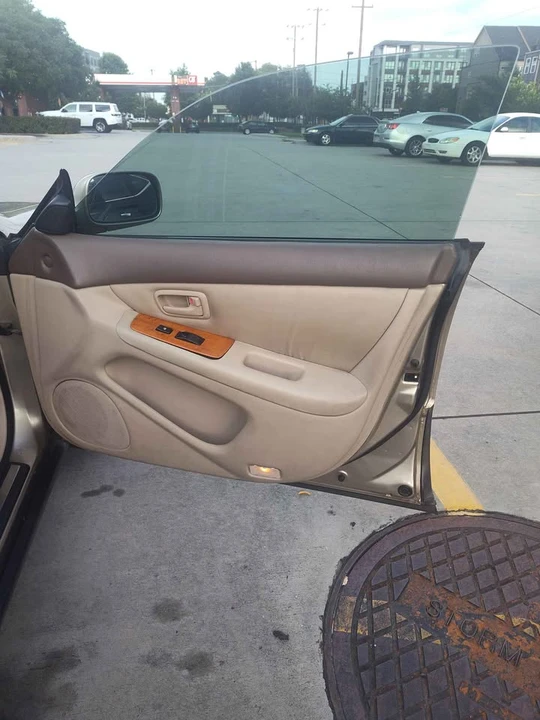 2000 Lexus ES 3rd Gen - Image 13 of 15
