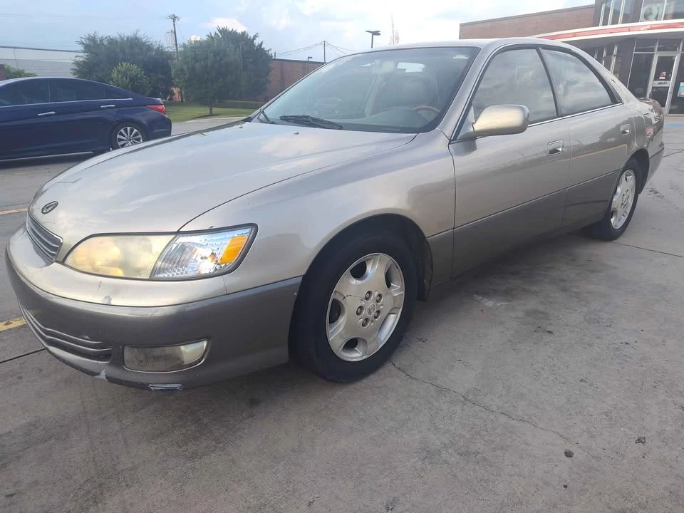 2000 Lexus ES 3rd Gen - Image 5 of 15