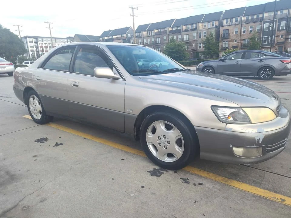 2000 Lexus ES 3rd Gen - Image 4 of 15