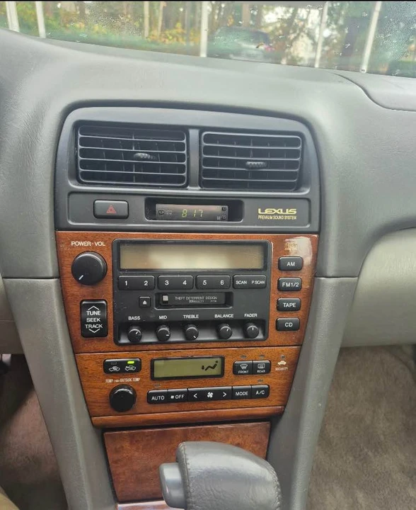 2000 Lexus ES 3rd Gen - Image 7 of 8