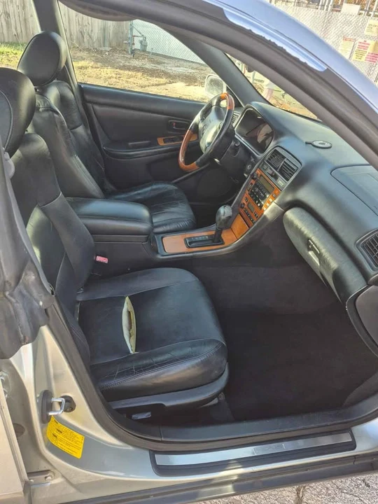 2000 Lexus ES 3rd Gen - Image 10 of 13