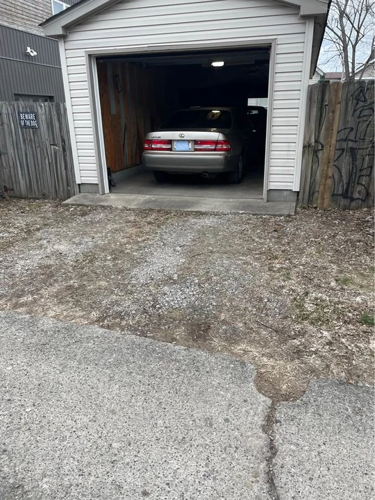 2000 Lexus ES 2nd Gen - Image 10 of 10