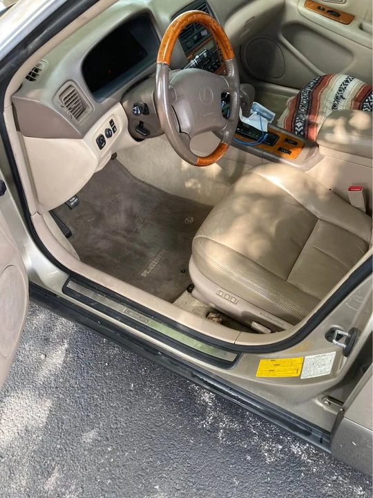 2000 Lexus ES 2nd Gen - Image 4 of 10