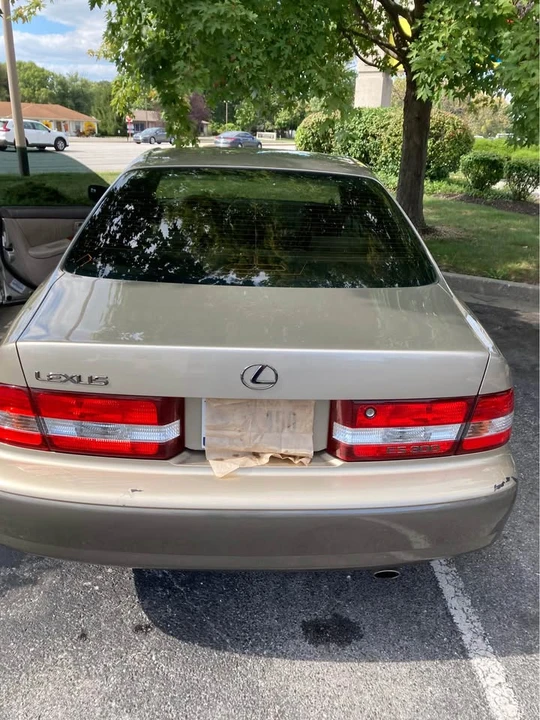 2000 Lexus ES 2nd Gen - Image 7 of 10