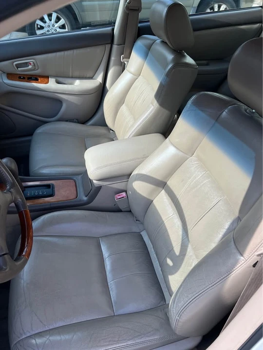 2000 Lexus ES 2nd Gen - Image 6 of 10