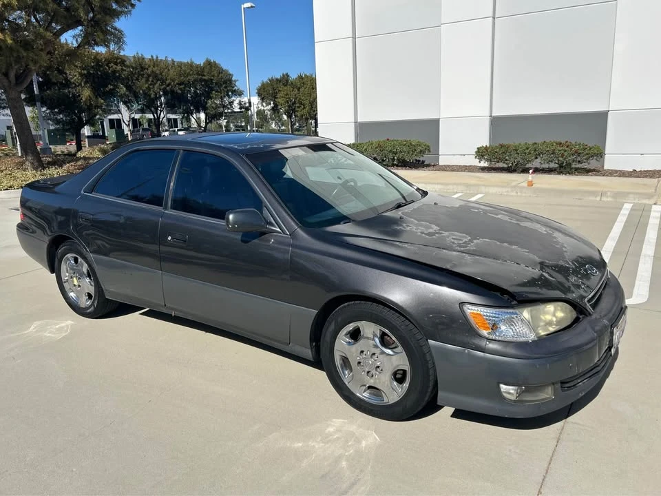 2000 Lexus ES 2nd Gen - Image 2 of 9