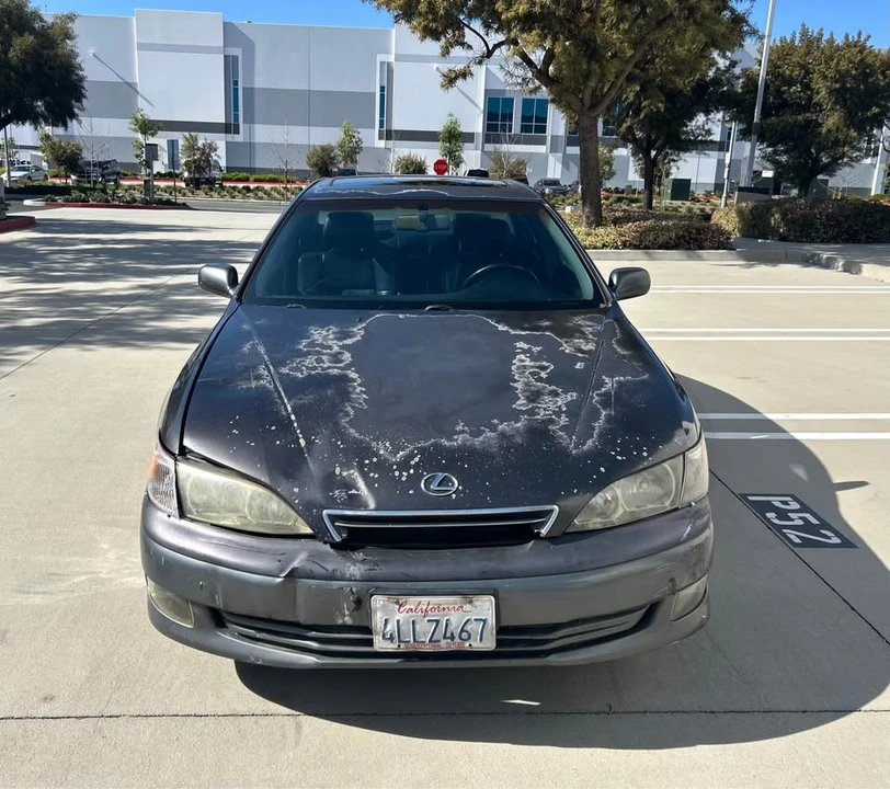 2000 Lexus ES 2nd Gen - Image 4 of 9