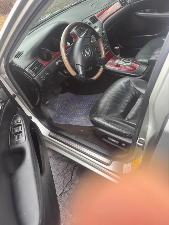 2000 Lexus ES 3rd Gen - Image 3 of 7