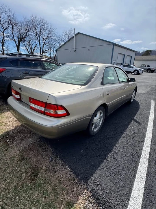 2000 Lexus ES 3rd Gen - Image 3 of 5