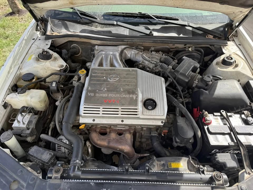 2000 Lexus ES 3rd Gen - Image 2 of 6