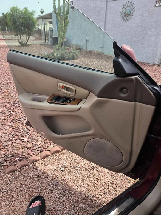 2000 Lexus ES 3rd Gen - Image 7 of 8