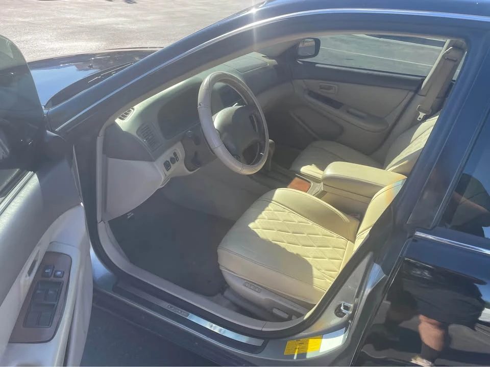 2000 Lexus ES 3rd Gen - Image 5 of 12