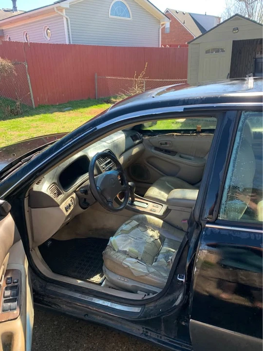2000 Lexus ES 3rd Gen - Image 5 of 9