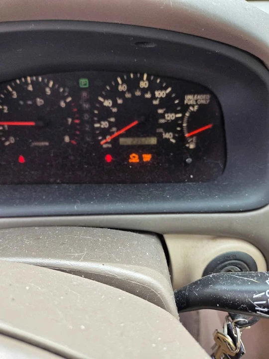 2000 Lexus ES 3rd Gen - Image 6 of 8