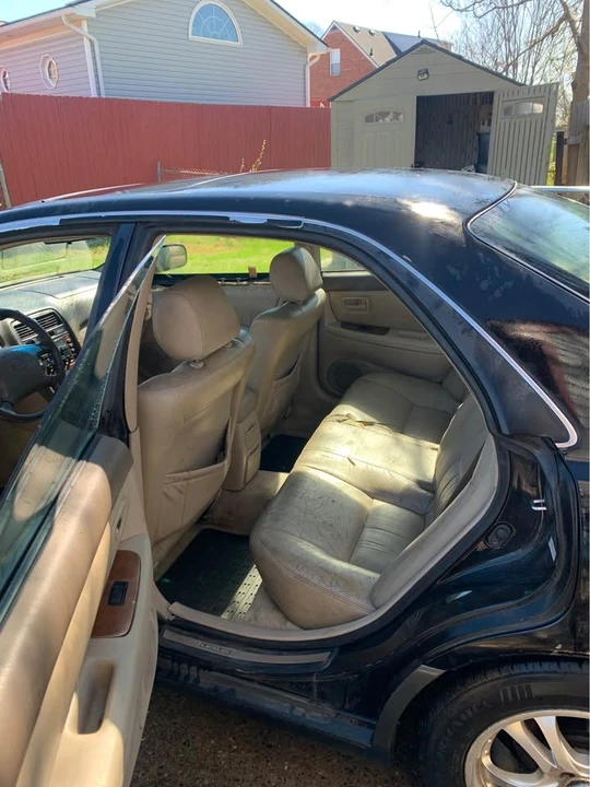 2000 Lexus ES 3rd Gen - Image 6 of 9