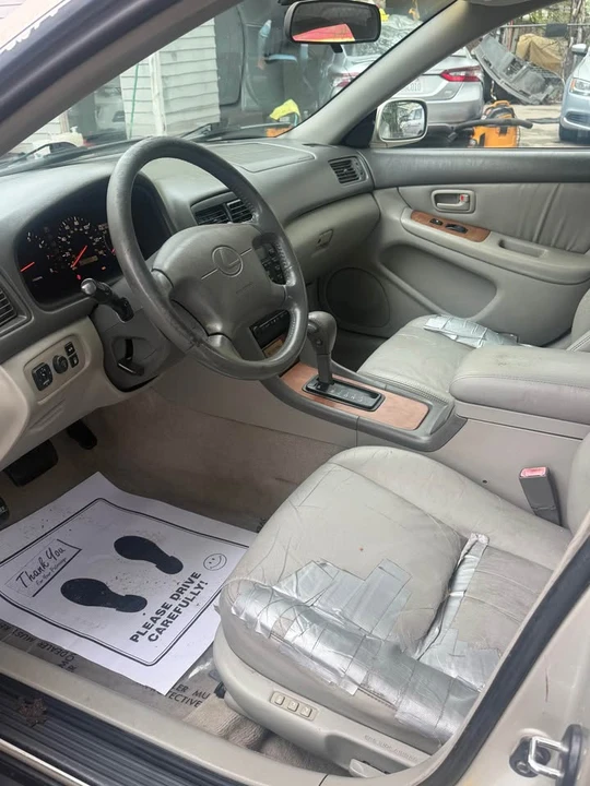 2000 Lexus ES 3rd Gen - Image 8 of 12