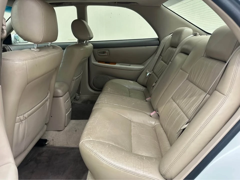 2000 Lexus ES 3rd Gen - Image 13 of 20