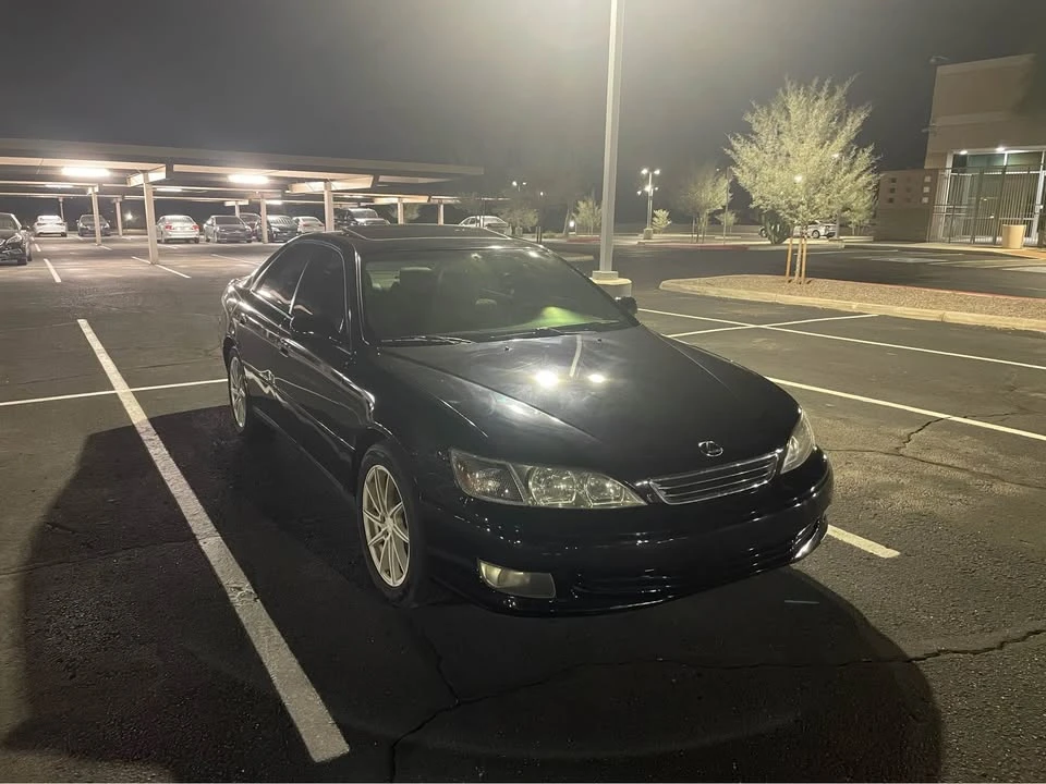 2000 Lexus ES 3rd Gen - Image 9 of 12